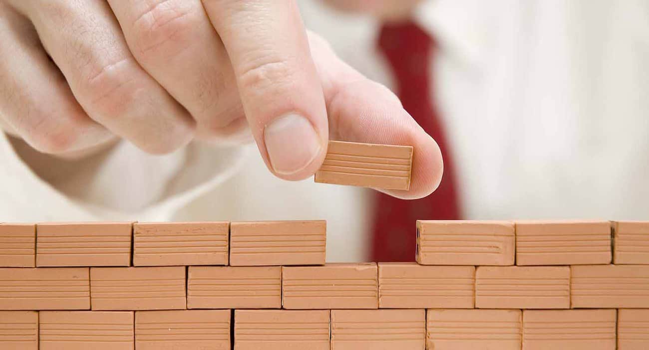 What Can a Party Wall Delay Actually Cost a Project Thatcham?